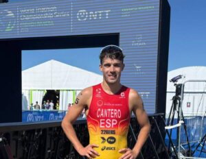 David Cantero, en una de las Series Mundiales de triatlón
