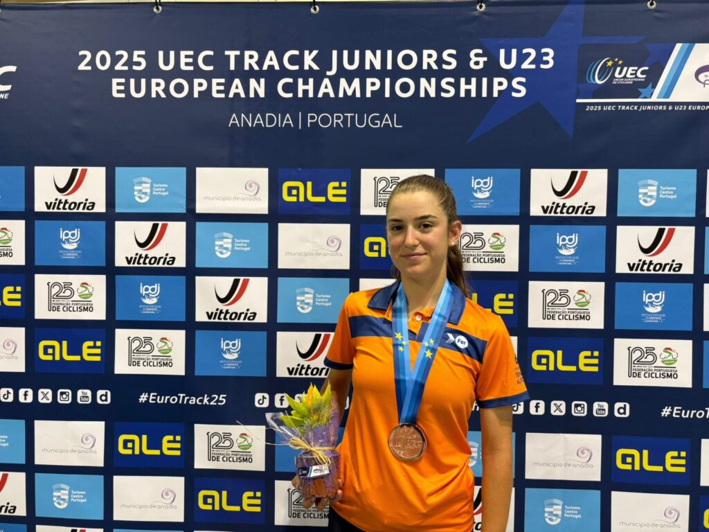 La cilista del Proyecto FER Leyre Almena, con el bronce del Europeo junior de 2025